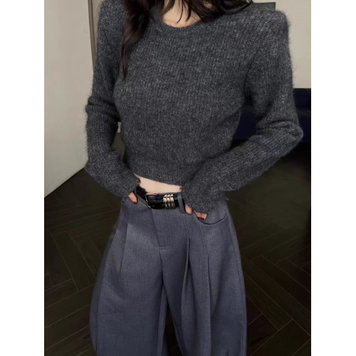 白色墊肩馬海毛套頭毛衣女秋冬修身收腰軟糯浣熊絨針織衫短款上衣 白色墊肩馬海毛套頭毛衣女秋冬修身收腰軟糯浣熊絨針織衫短款上衣