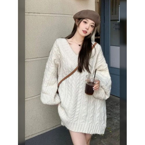 V領藍色麻花套頭毛衣女秋冬2025年新款加厚寬松高級感慵懶風上衣 V領藍色麻花套頭毛衣女秋冬2025年新款加厚寬松高級感慵懶風上衣