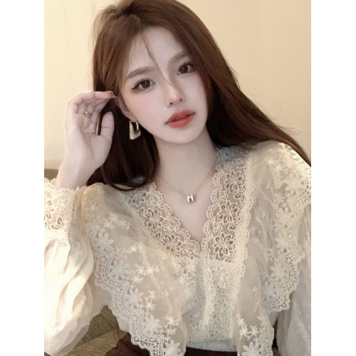 chic早秋季蕾絲娃娃領雪紡襯衫女高級設計感小衆法式甜美別致上衣