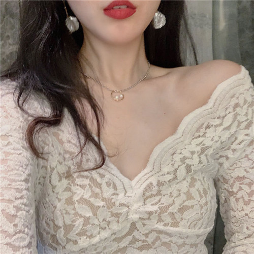 低領蕾絲打底衫女高級感秋冬季洋氣紗衣v領網紗性感加絨加厚上衣