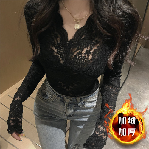 低領蕾絲打底衫女高級感秋冬季洋氣紗衣v領網紗性感加絨加厚上衣