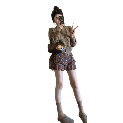 復古棕色粗條麻花紋理軟糯開衫毛衣女秋季新款修身厚實外搭上衣潮 復古棕色粗條麻花紋理軟糯開衫毛衣女秋季新款修身厚實外搭上衣潮