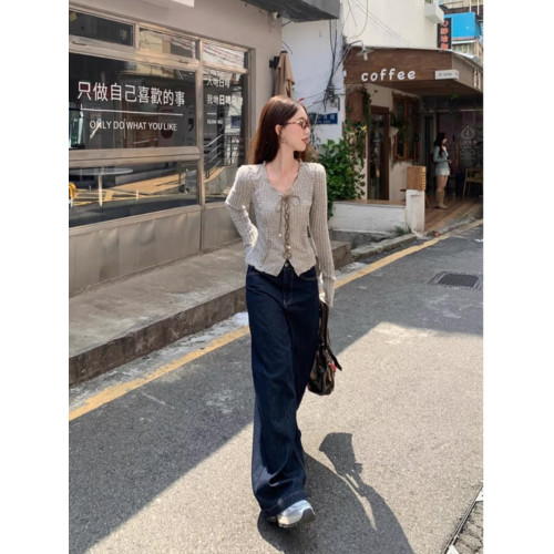 美式復古綁帶v領長袖針織衫女秋季外搭設計感小衆修身打底衫上衣