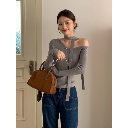 黑色針織衫女設計感小衆韓系飄帶掛脖露肩修身斜肩上衣毛衣內搭