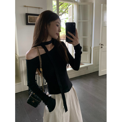 黑色針織衫女設計感小衆韓系飄帶掛脖露肩修身斜肩上衣毛衣內搭