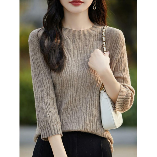 法式肌理暗紋提花五分袖上衣女半高領時髦洋氣打底針織衫中袖毛衣