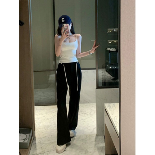 2025夏季帶胸墊一體外穿背心女春秋內搭純欲無袖短上衣白色吊帶女