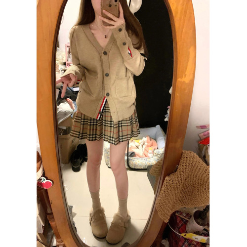 早春裝v領毛衣外套女春秋季2025新款韓系穿搭學院風針織開衫上衣 早春裝v領毛衣外套女春秋季2025新款韓系穿搭學院風針織開衫上衣