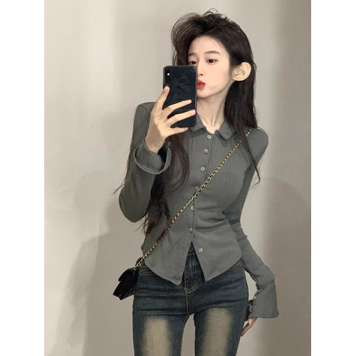 Polo領辣妹正肩長袖T恤女秋季設計感修身內搭打底衫喇叭袖上衣潮 Polo領辣妹正肩長袖T恤女秋季設計感修身內搭打底衫喇叭袖上衣潮