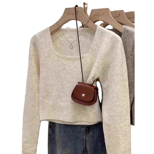 方領露鎖骨軟糯毛衣針織打底衫女2025秋冬高級感加厚套頭內搭上衣 方領露鎖骨軟糯毛衣針織打底衫女2025秋冬高級感加厚套頭內搭上衣