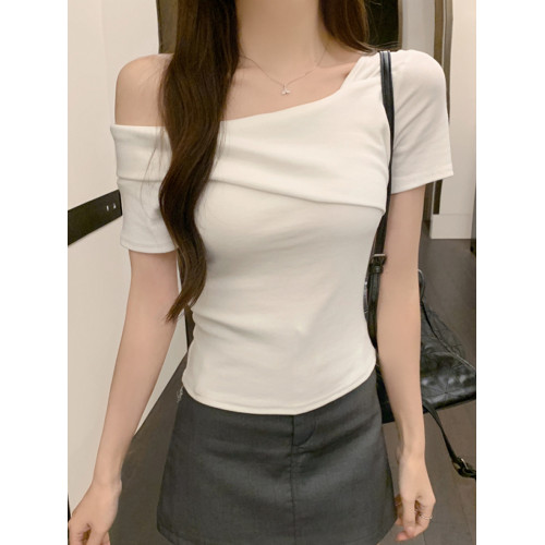 小衆氣質不規則一字肩短袖t恤女夏季新款純欲辣妹設計感體恤上衣 小衆氣質不規則一字肩短袖t恤女夏季新款純欲辣妹設計感體恤上衣