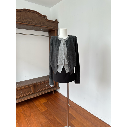 玖月伍 【智性美女】假兩件休閒多種穿法針織開衫 玖月伍 【智性美女】假兩件休閒多種穿法針織開衫