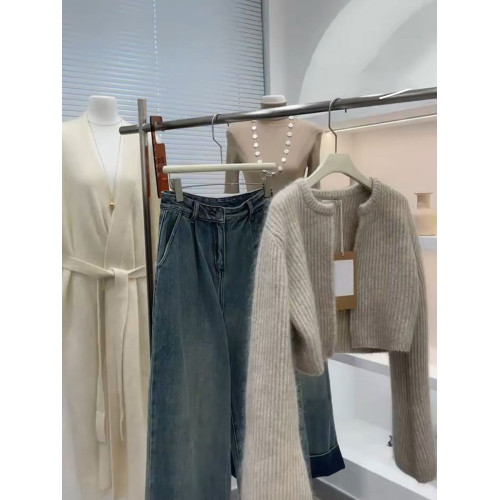 灰色短款歐貨浣熊絨毛衣外套女秋冬加厚設計感小衆高級感針織開衫