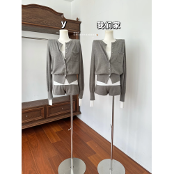 玖月伍 老錢風毛衣套裝女秋季慵懶休閒小圓領外套/毛織短褲兩件套