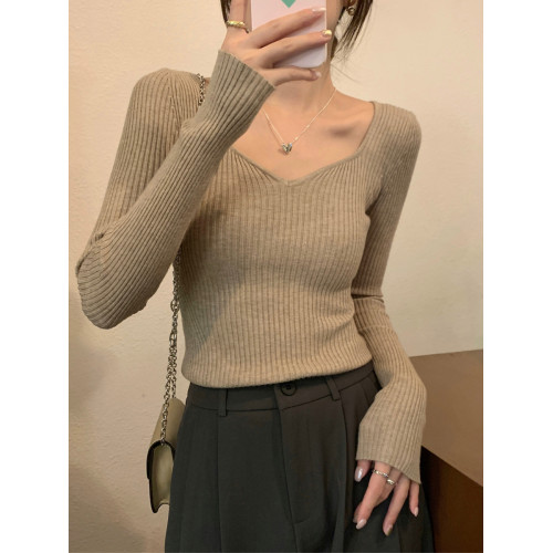 秋冬新款法式氣質V領針織衫女設計感短款修身顯瘦內搭毛衣打底衫 秋冬新款法式氣質V領針織衫女設計感短款修身顯瘦內搭毛衣打底衫