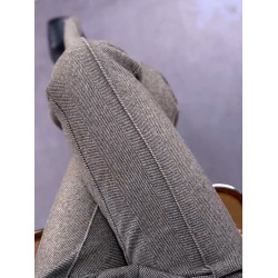 高級毛呢褲子女新款2025爆款秋冬季人字紋微喇褲冬天加絨加厚女褲