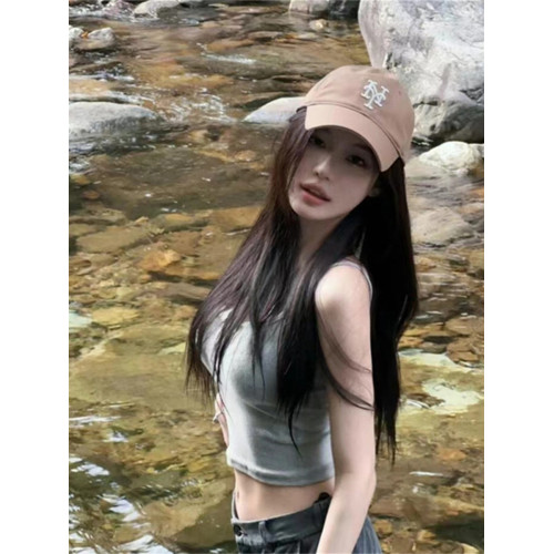 辣妹穿搭絕美獨特精緻設計感小衆紐釦自帶胸墊吊帶背心女外穿美背