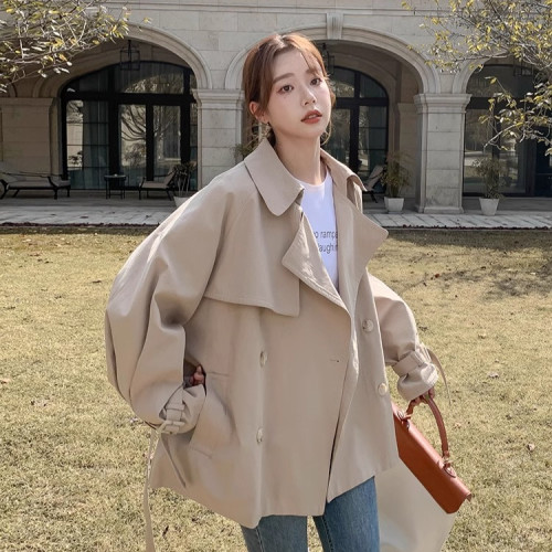 胖mm大碼新款風衣女春秋短款英倫風休閒韓版百搭寬松名媛氣質外套