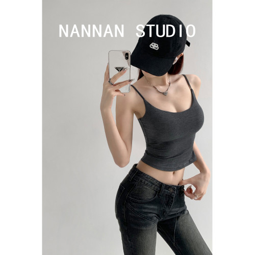 張小奈版型很頂自帶胸墊外擴吊帶背心女春秋內搭修身短款打底上衣