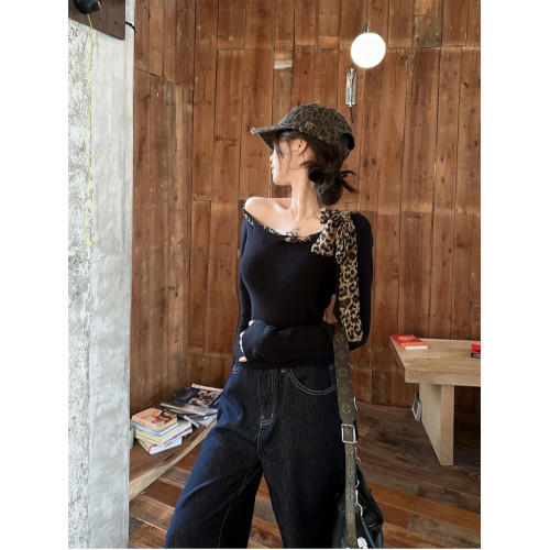 韓系辣妹豹紋斜肩長袖t恤女秋季小衆修身顯瘦別致露肩短款小上衣 韓系辣妹豹紋斜肩長袖t恤女秋季小衆修身顯瘦別致露肩短款小上衣