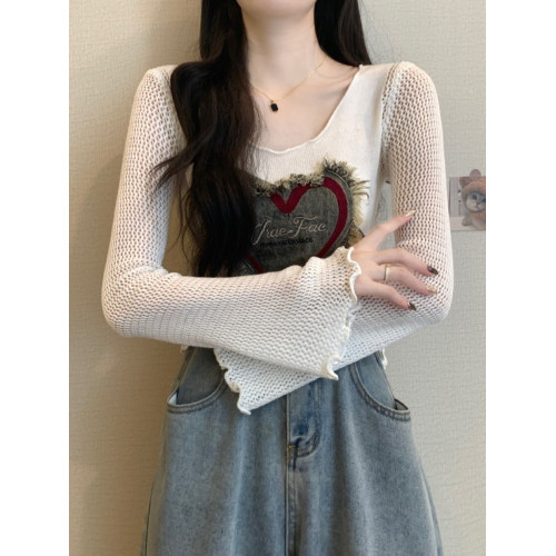 安哥拉紅V領針織打底衫女秋冬露膚穿搭短款喇叭長袖大郎毛衣上衣