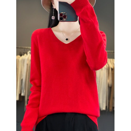 一線成衣100純羊毛V領打底衫女2024新款秋冬內搭寬松顯瘦針織毛衣