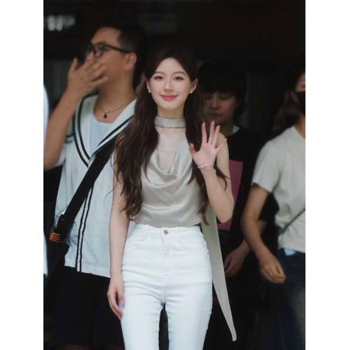 許我耀眼露絲許妍同款緞面掛脖吊帶背心女夏短款性感氣質蕩領上衣