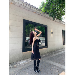 Wild Kiwi 黑色蕾絲吊帶背心女新款辣妹修身顯瘦內搭外穿短款上衣