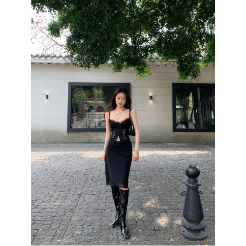 Wild Kiwi 黑色蕾絲吊帶背心女新款辣妹修身顯瘦內搭外穿短款上衣