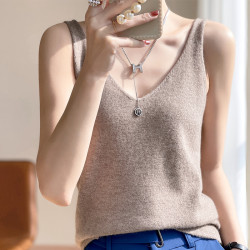 軟糯新款針織吊帶背心女修身白色西裝內搭春秋季打底V領無袖上衣