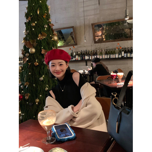 黑色半高領鏤空露肩針織打底衫女秋冬高級感氣質內搭修身顯瘦上衣