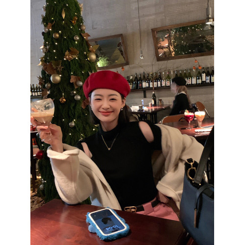 黑色半高領鏤空露肩針織打底衫女秋冬高級感氣質內搭修身顯瘦上衣