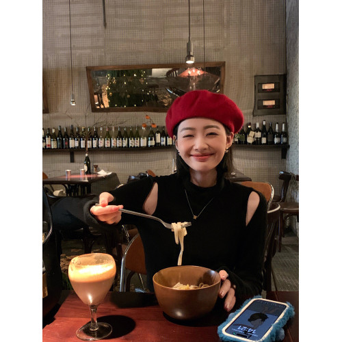 黑色半高領鏤空露肩針織打底衫女秋冬高級感氣質內搭修身顯瘦上衣