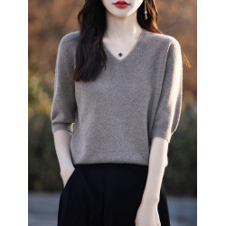 一線成衣春秋羊毛短袖女韓版五分袖V領毛衣套頭羊絨針織打底上衣