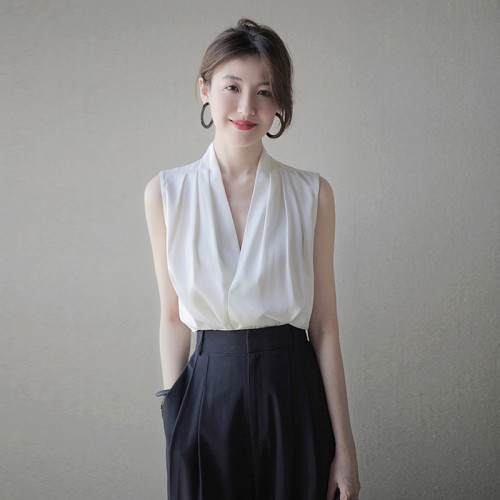 白色緞面真絲v領吊帶背心女春秋西裝內搭三醋酸無袖襯衣掛脖上衣