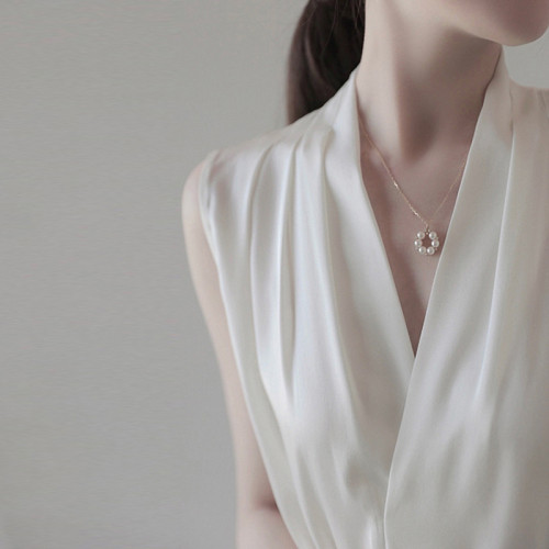 白色緞面真絲v領吊帶背心女春秋西裝內搭三醋酸無袖襯衣掛脖上衣