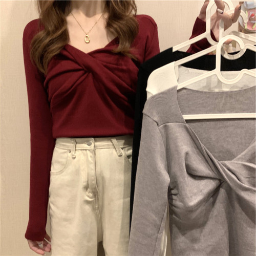 針織衫女設計感小衆春秋長袖內搭V領修身洋氣別致打底衫上衣ins潮