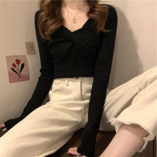 針織衫女設計感小衆春秋長袖內搭V領修身洋氣別致打底衫上衣ins潮