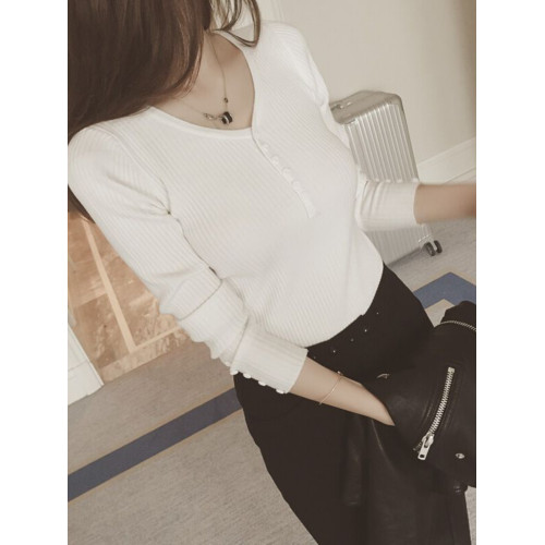 高級感純欲針織v領釦上衣女秋冬新款內搭長袖毛衣百搭洋氣打底衫