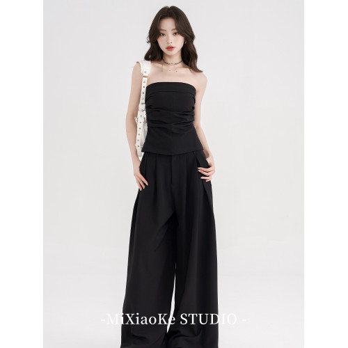 羋小可無袖黑色抹胸背心女夏季套裝一字肩上衣辣妹穿搭外穿小個子