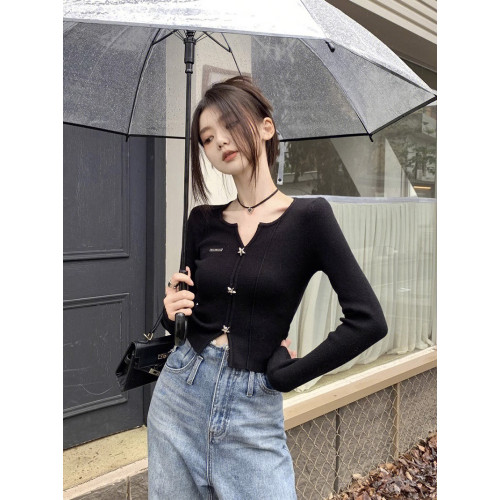 純欲v領黑色打底衫女修身針織衫2025秋季新款辣妹上衣設計感小衆
