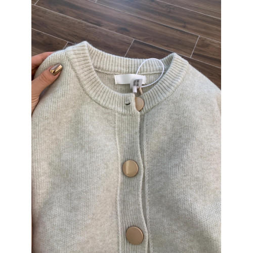 花卡色氣質高級感紐釦毛衣開衫女秋冬新款韓系寬松百搭針織外套