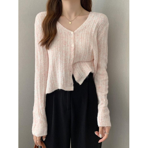 秋冬v領打底衫女內搭設計感小衆針織衫法式別致短款上衣外套開衫 秋冬v領打底衫女內搭設計感小衆針織衫法式別致短款上衣外套開衫