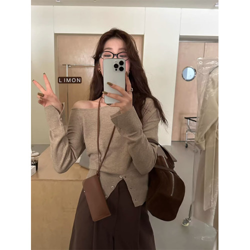 法式別致氣質斜肩長袖針織衫女秋冬修身顯瘦內搭打底上衣露肩毛衣 法式別致氣質斜肩長袖針織衫女秋冬修身顯瘦內搭打底上衣露肩毛衣
