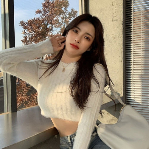 短款毛衣女秋冬內搭針織打底衫高級設計感奶fufu軟糯高腰上衣白色