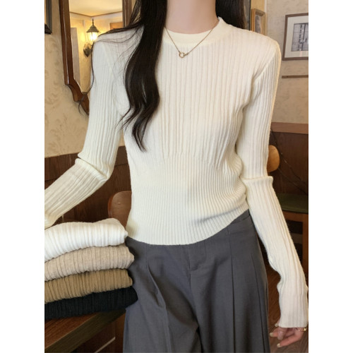 法式圓領黑色長袖毛衣衫女秋冬高級設計感純欲針織打底衫歐貨上衣 法式圓領黑色長袖毛衣衫女秋冬高級設計感純欲針織打底衫歐貨上衣