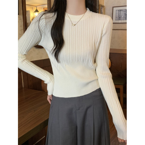 法式圓領黑色長袖毛衣衫女秋冬高級設計感純欲針織打底衫歐貨上衣 法式圓領黑色長袖毛衣衫女秋冬高級設計感純欲針織打底衫歐貨上衣