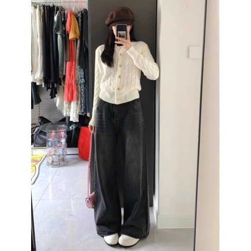 白色短款麻花針織開衫女春秋學院風修身內搭打底衫毛衣外套春秋 白色短款麻花針織開衫女春秋學院風修身內搭打底衫毛衣外套春秋