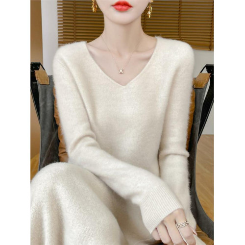 修身內搭羊毛女套頭V領毛衣寬松大碼秋冬一線成衣新款針織打底衫 修身內搭羊毛女套頭V領毛衣寬松大碼秋冬一線成衣新款針織打底衫