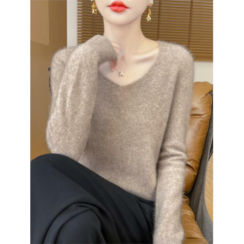 修身內搭羊毛女套頭V領毛衣寬松大碼秋冬一線成衣新款針織打底衫 修身內搭羊毛女套頭V領毛衣寬松大碼秋冬一線成衣新款針織打底衫